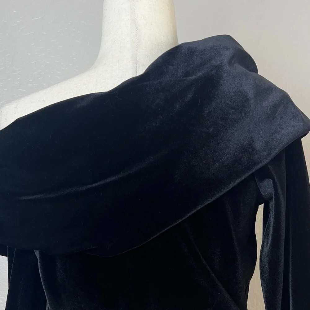 •CARBON38• Black Velvet Off-the-Shoulder‎ Drape Pullover Sweatshirt Size XS - Picture 8 of 13